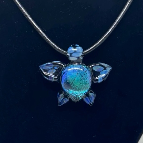 Handcrafted Sparkling Blues/Purples Sea Turtle Pendant - Picture 3 of 6